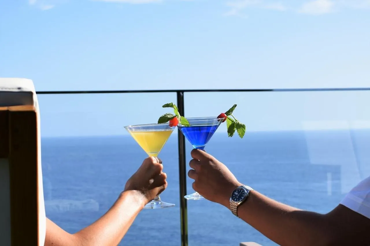 Madeira Regency Cliff - Adults Only Hotel Funchal  4*, Funchal (Madeira)
